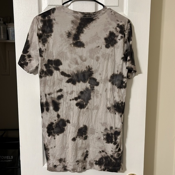 PINK Victorias Secret Oversized Grey Tie Dye T-shirt - Picture 8 of 8